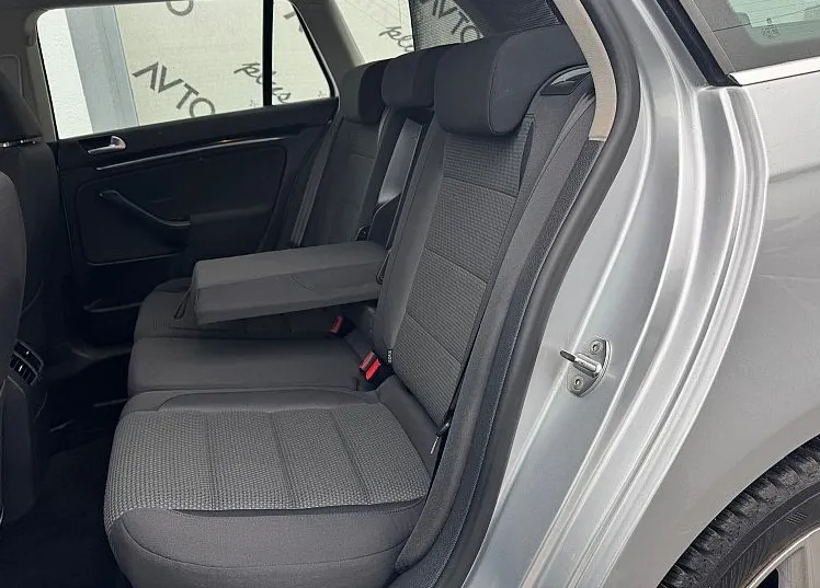 Zunanja slika - Volkswagen Golf - Variant 1.6 TDI Comfortline BlueMotion Tech. - 10