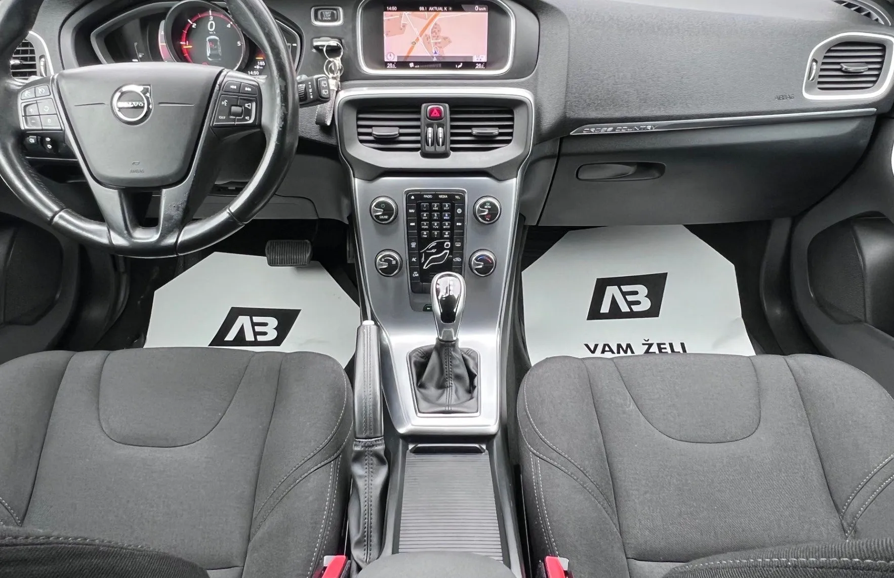 Zunanja slika - Volvo V40 Cross Country - 2.0TD+NAV+VIRTUAL+PDC+ALU - 12