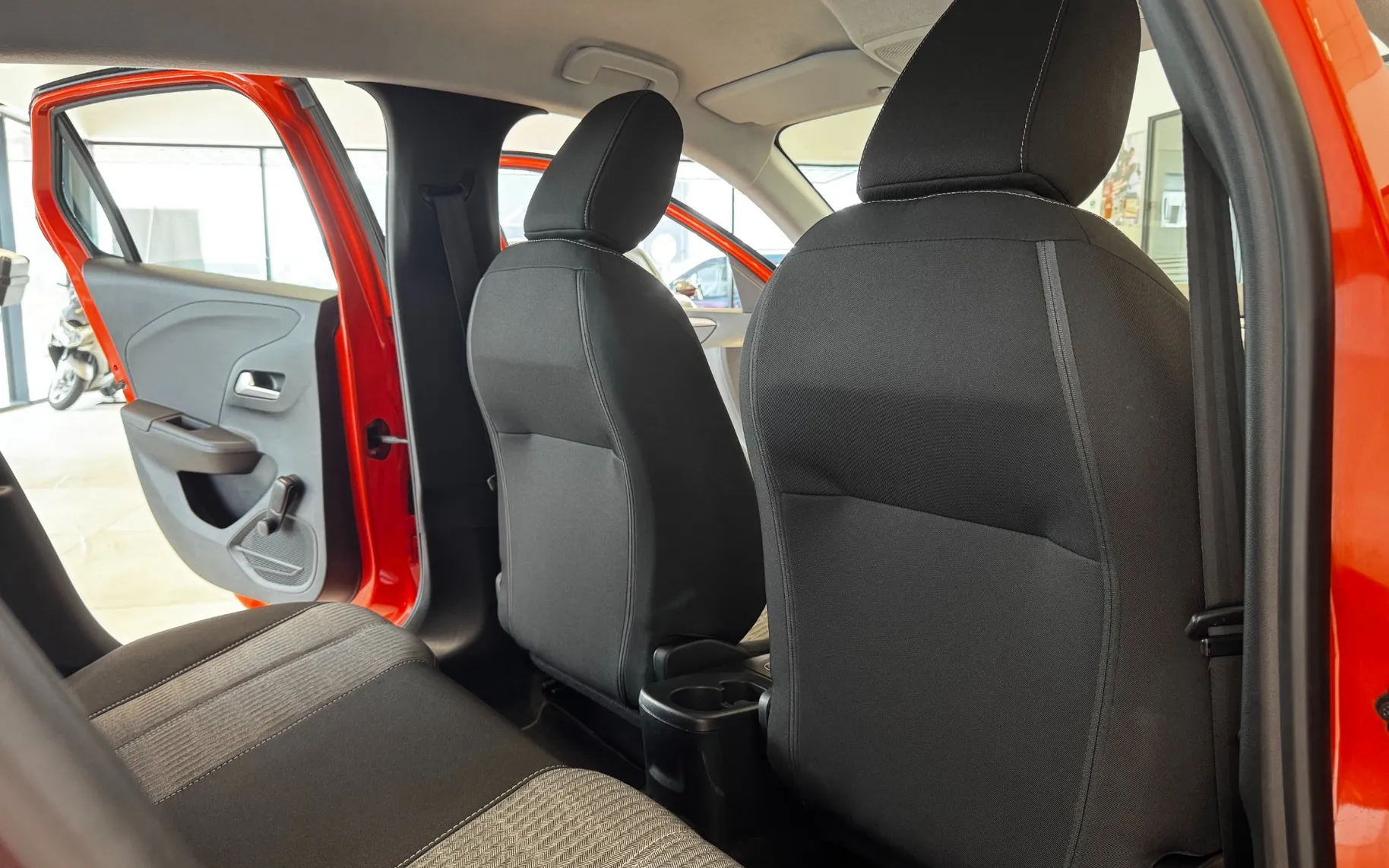 Zunanja slika - Opel Corsa-e - CORSA E 136 EDITION - 11
