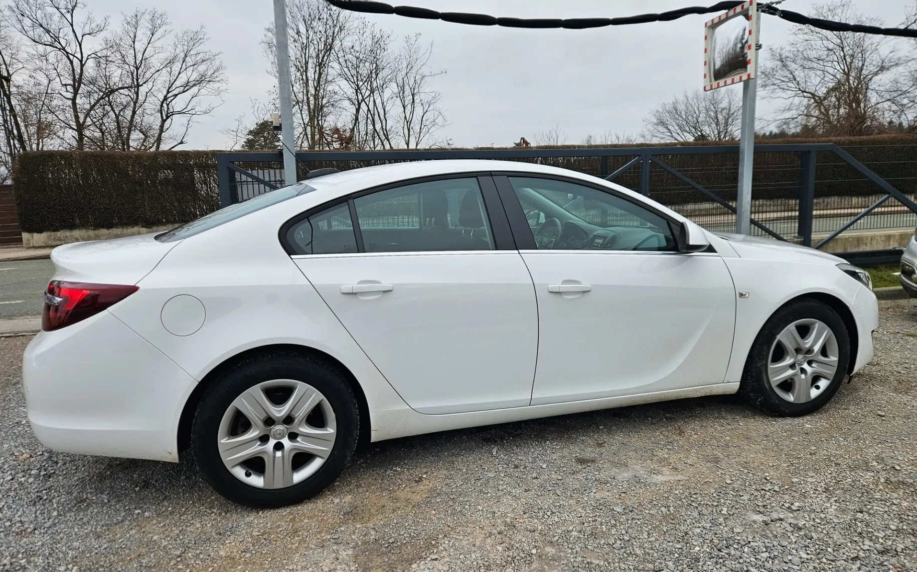 Zunanja slika - Opel Insignia - 2.0 CDTI 125KW  SLO  SAMO 135000KM  LED... - 5