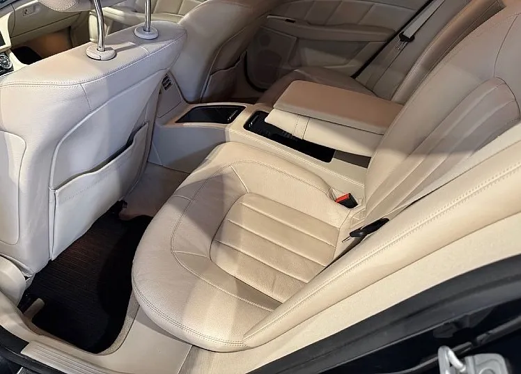 Zunanja slika - Mercedes-Benz CLS-Razred - CLS 220 BlueTEC - NAVI - LED - ODČEN - 11