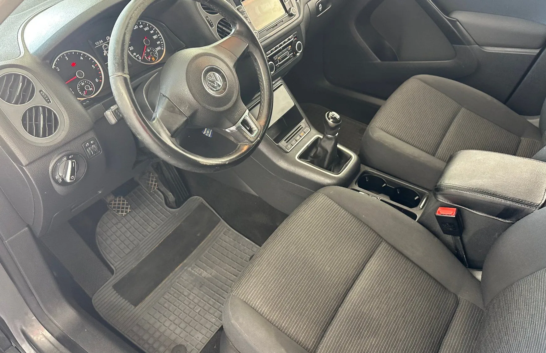 Zunanja slika - Volkswagen Tiguan - 2.0 TDI BMT Trend Fun.SLOVENSKI.SAMO 179.000 KM - 8