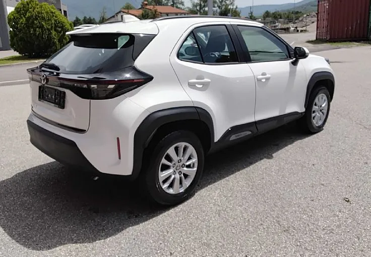 Zunanja slika - Toyota Yaris Cross - 1.5 VVT-iE Sol -27- - 3