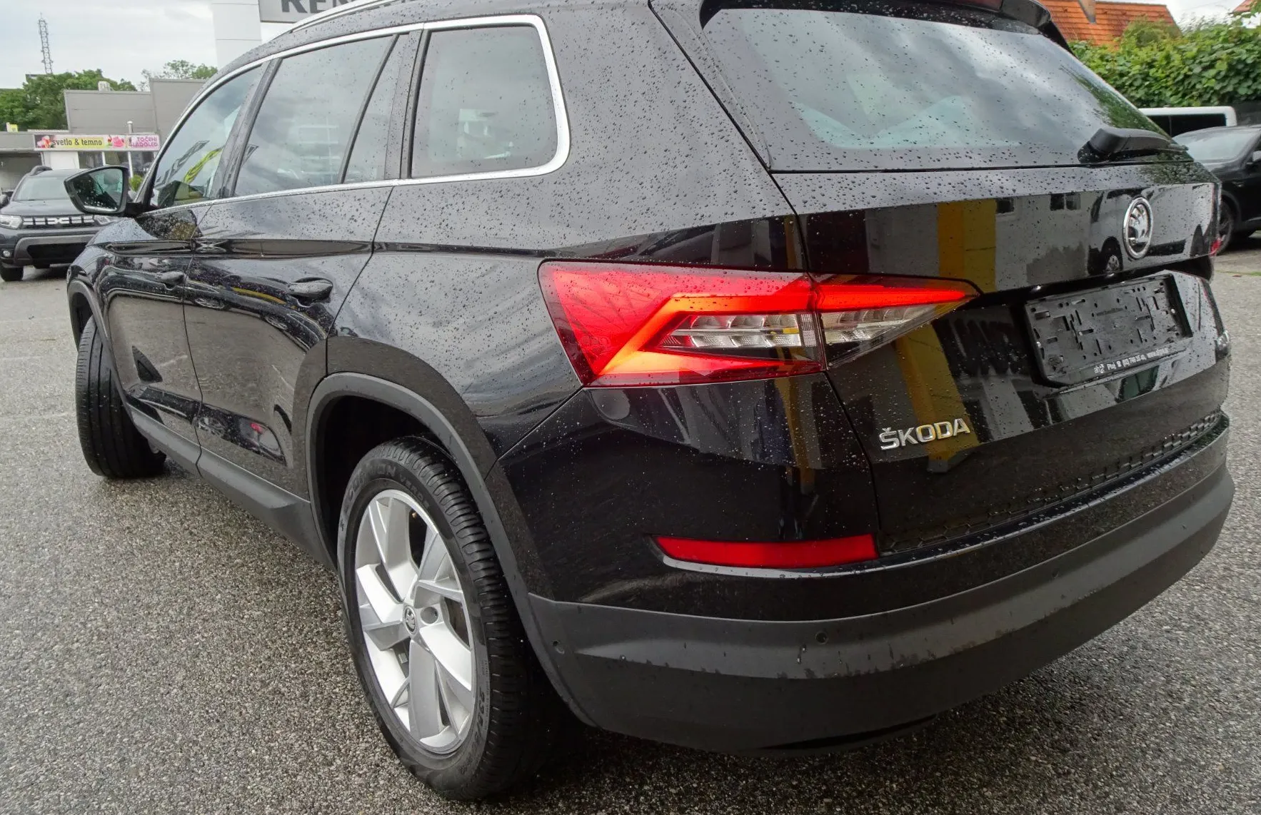 Zunanja slika - Škoda Kodiaq - 4x4 2.0 TDI Ambition - 16