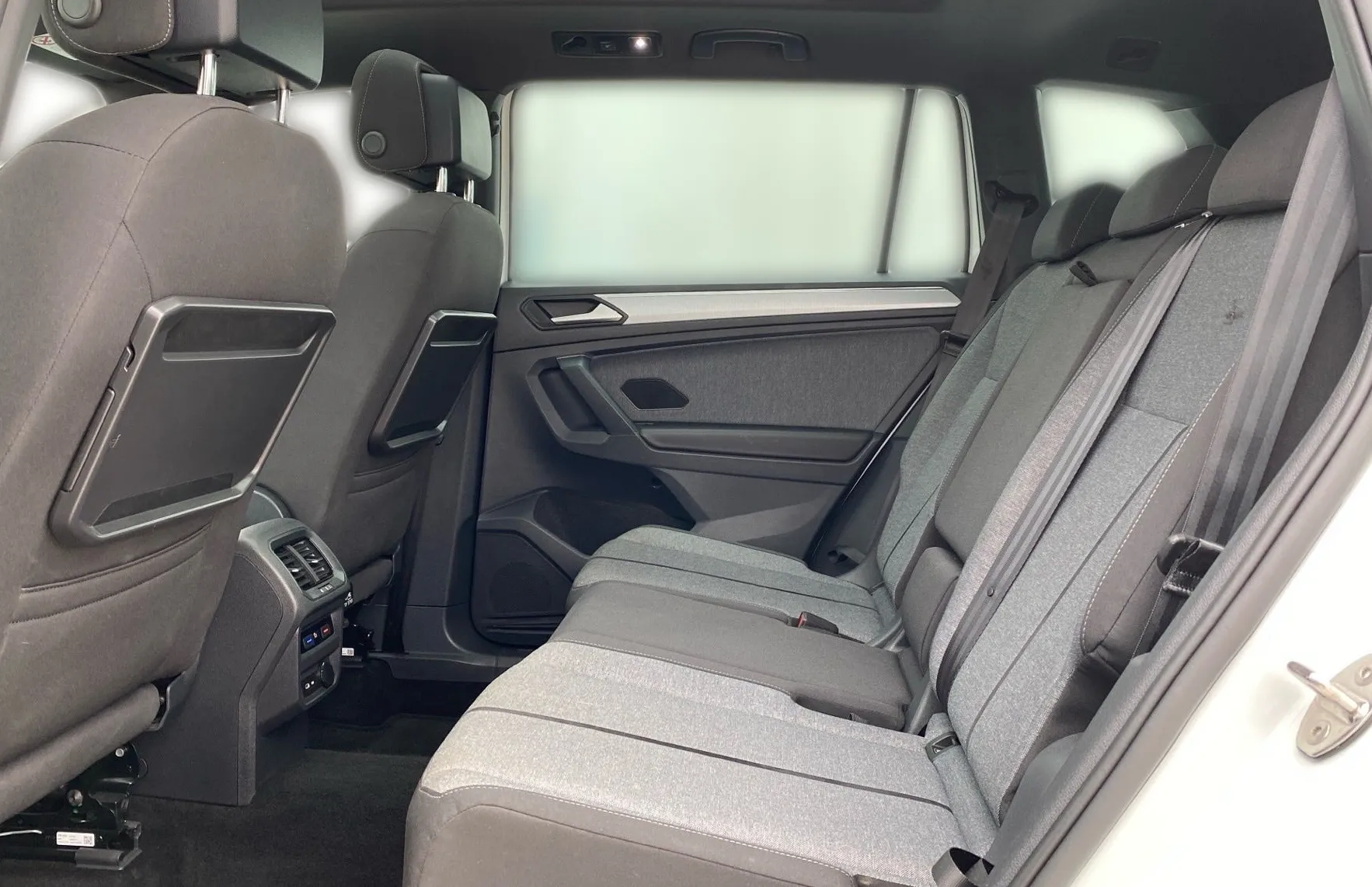 Zunanja slika - Seat Tarraco - 2.0 TDI 110KW STYLE DSG-PANORAMA-KAMERA-ACC.... - 11