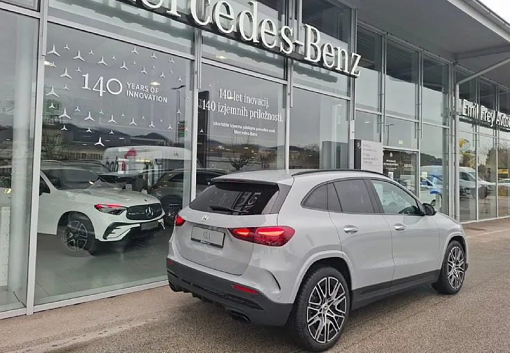 Zunanja slika - Mercedes-Benz GLA-Razred - GLA 180 AMG Line Edition - 3