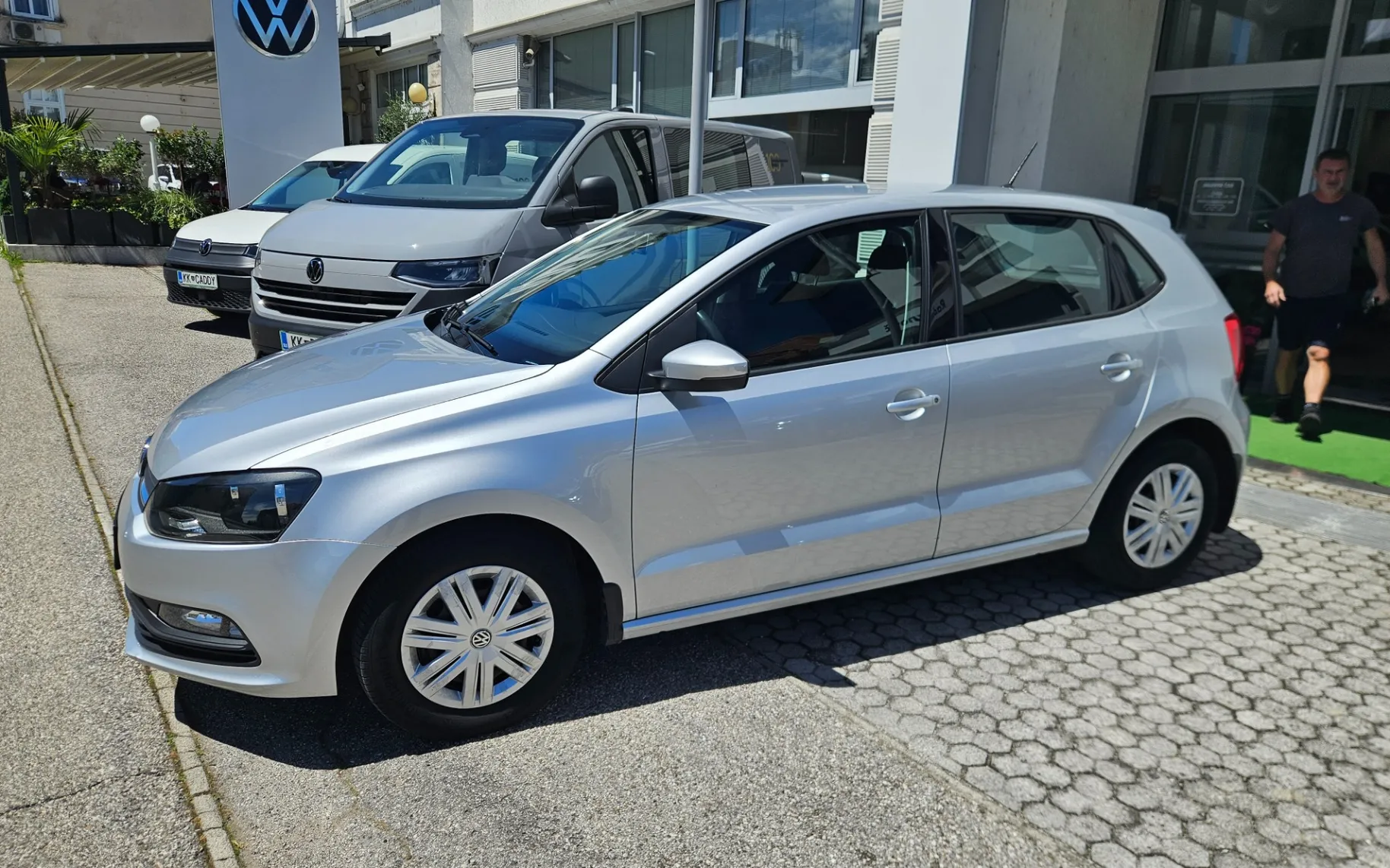 Zunanja slika - VW Polo - 1.2 TSI Trendline - 5