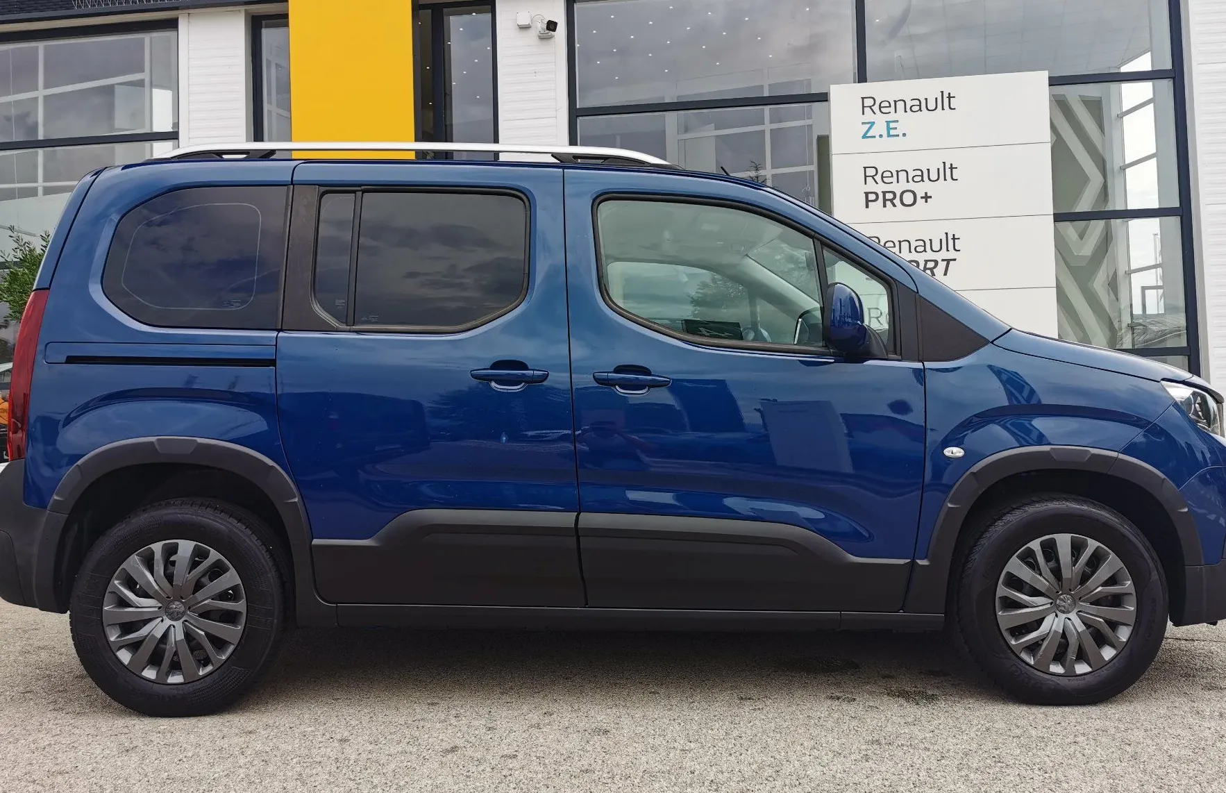 Zunanja slika - Peugeot Rifter - 1.5 HDi L1 AUT. - 8