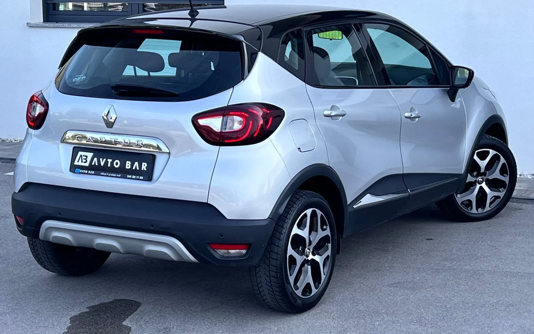 Zunanja slika - Renault Captur - TCe+1.LAST+SLO+LED+NAVI+ALU+KEMERA - 6