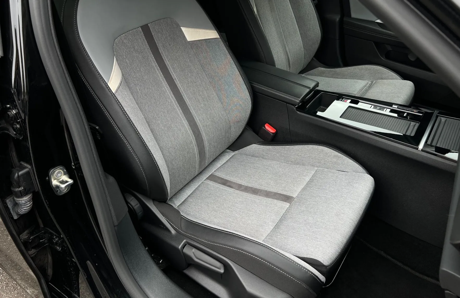 Zunanja slika - Opel Astra - Sports Tourer1.5 D od 1 lastnika 1 letna garancija - 12