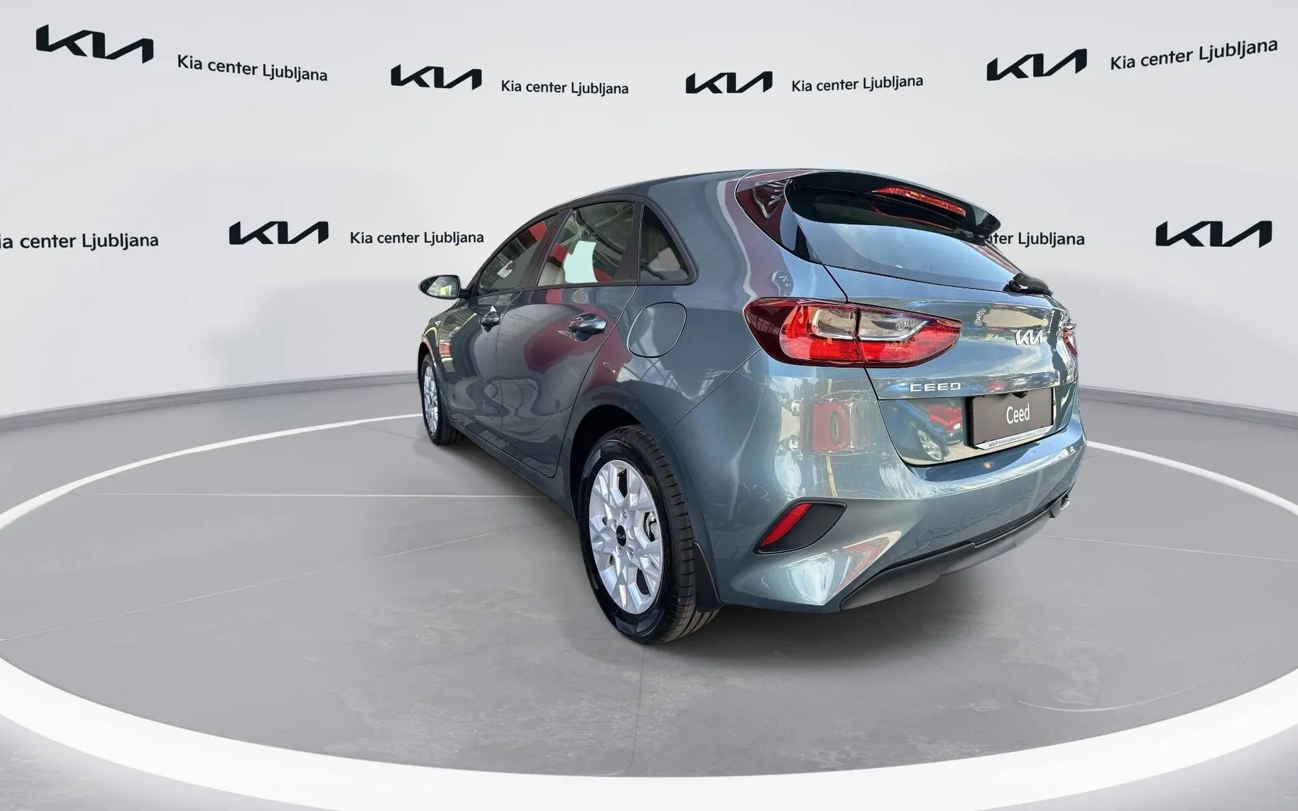 Zunanja slika - KIA Ceed - 1.0 T-GDi EX Champion + ISG. M T ... - 5
