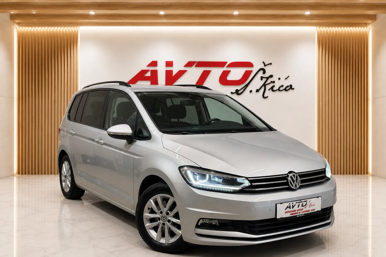 Zunanja slika - VW Touran - 2.0 TDI-DSG-FULL LED-ACC-H-LINE-MASAŽA-NAVI-PDC... - 2