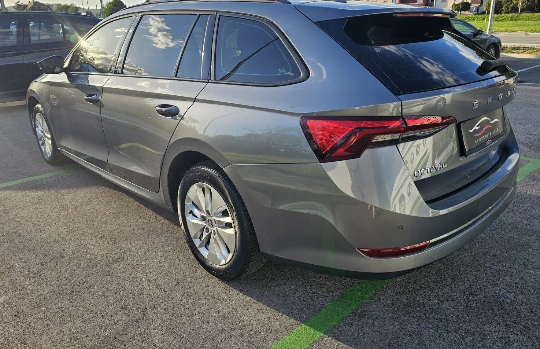 Zunanja slika - Škoda Octavia - 2.0 TDI  EXECUTIVE DSG|FuLED|alu|wirtual|Multifunk - 6
