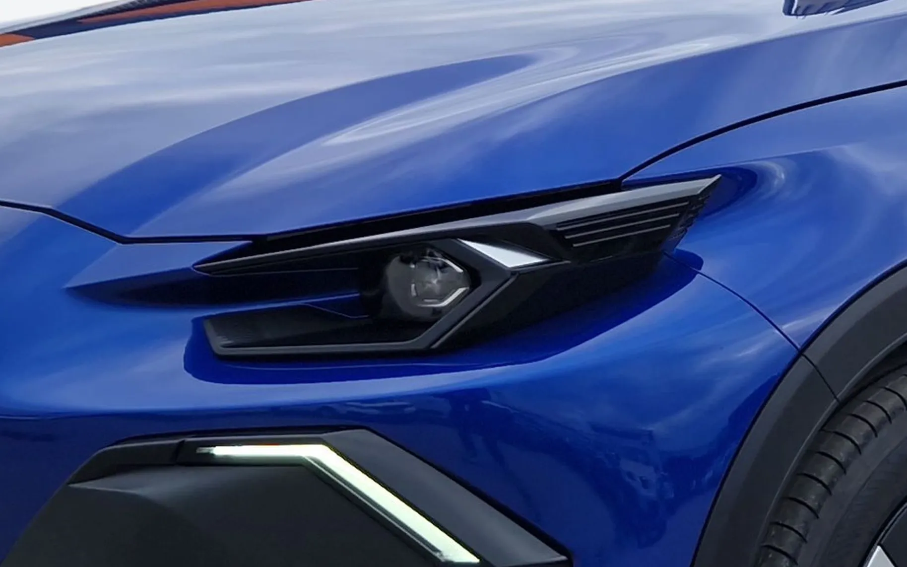 Zunanja slika - Renault Clio - evolution TCE 115 + paket udobje in kamera - 9