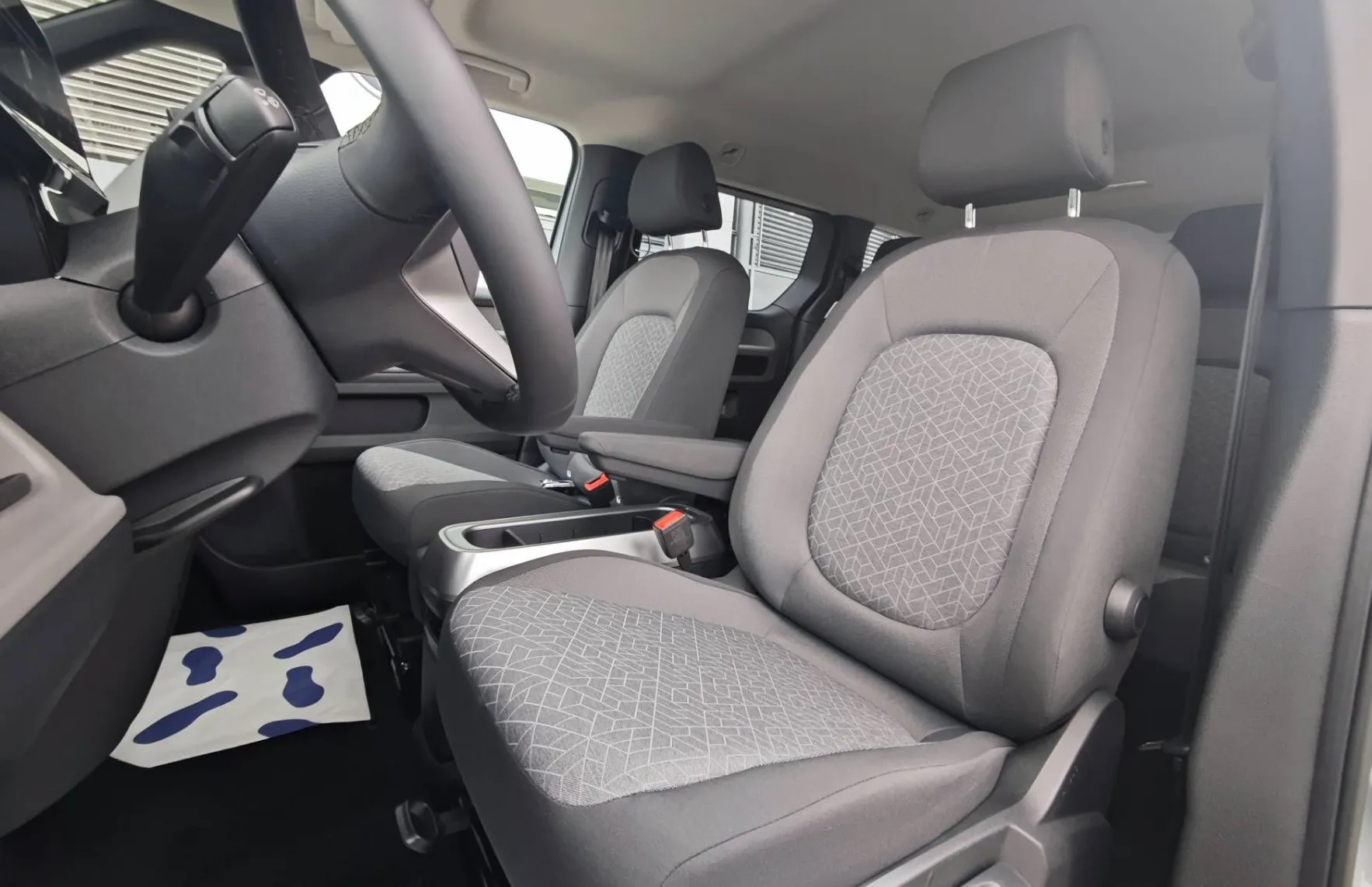 Zunanja slika - Volkswagen ID.Buzz - Limited|AKCIJA|CENA Z UPOŠTEVANO SUB IN DDV 31550€ - 8