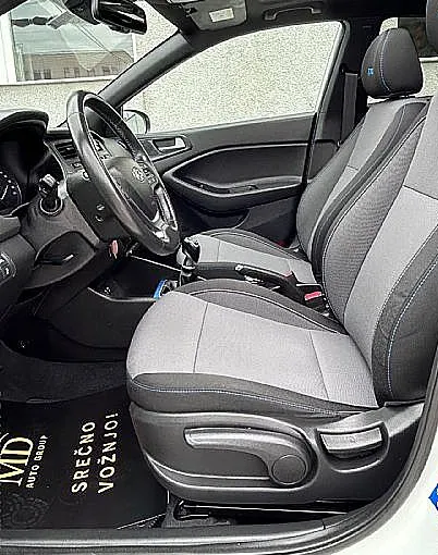 Zunanja slika - Hyundai i20 - 1.4 CRDi Premium-PANORAMA-6PRESTAV-BREZ POLOGA - 8
