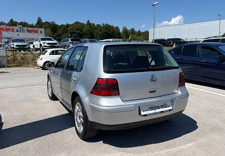 Zunanja slika - Volkswagen Golf - Basis 1.6 ZELO LEPO OHRANJEN - 7