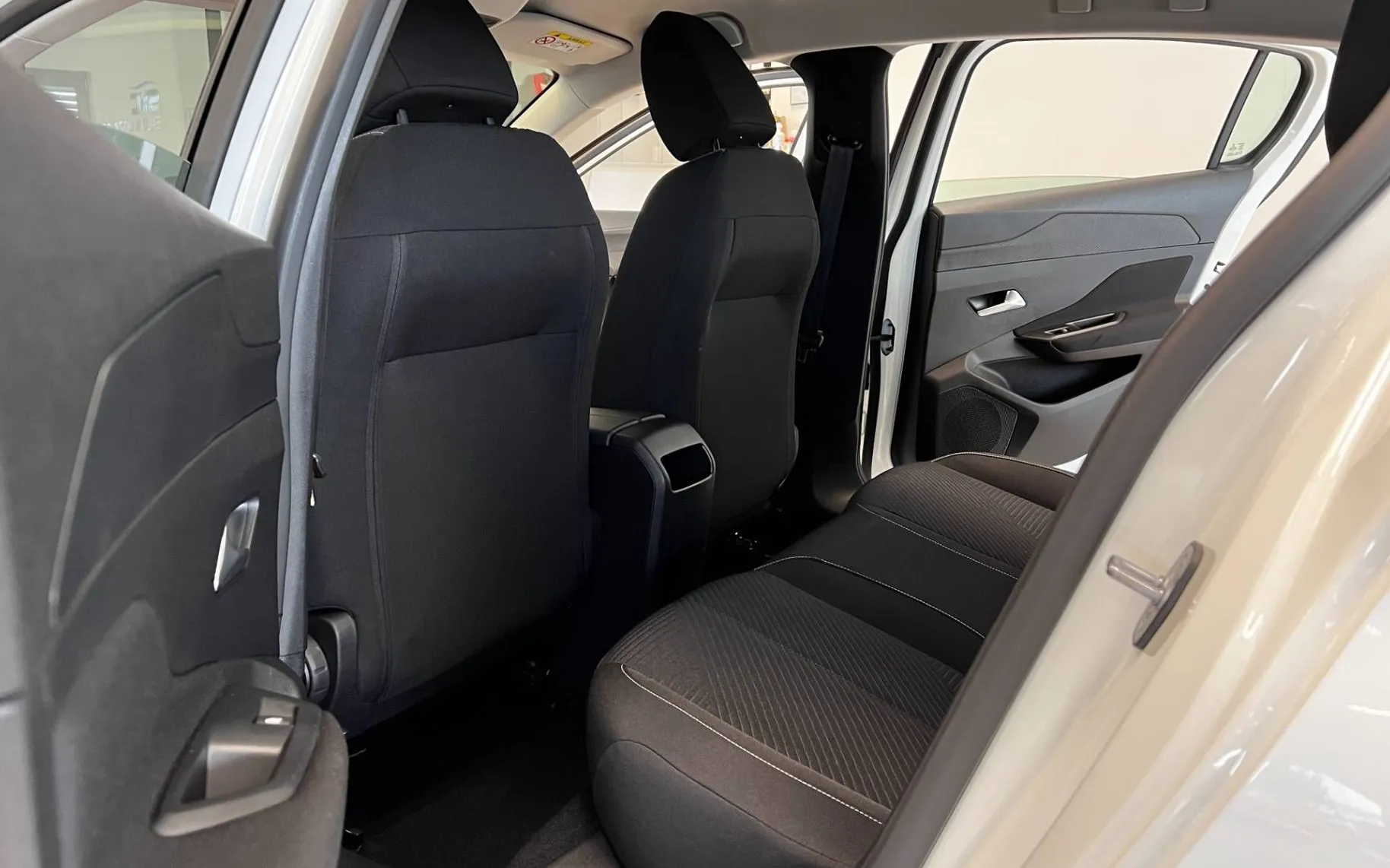 Zunanja slika - Peugeot 308 - 1.5 BLUEHDI-130KM-VIRTUAL-FULL-LED-KEYLESS-PDC-A - 12