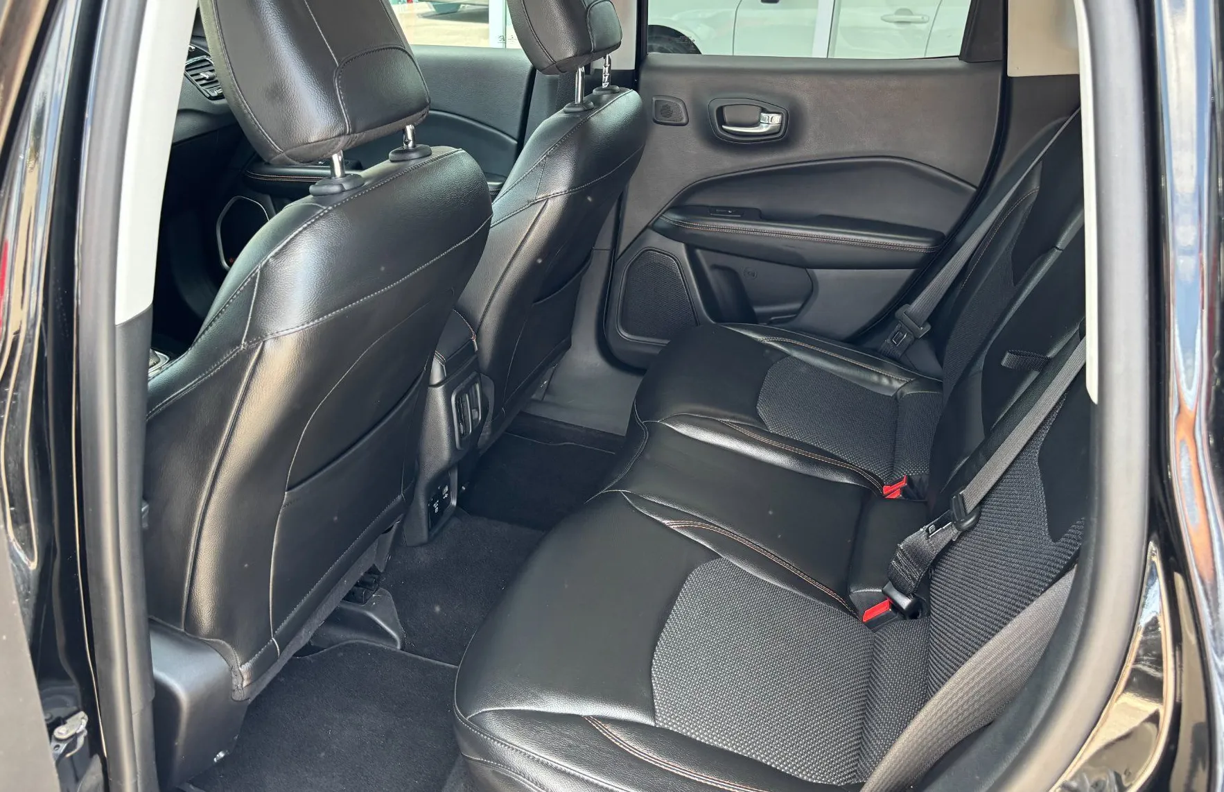 Zunanja slika - Jeep Compass - AWD 2.0 MultiJet Limited Avt. - 13
