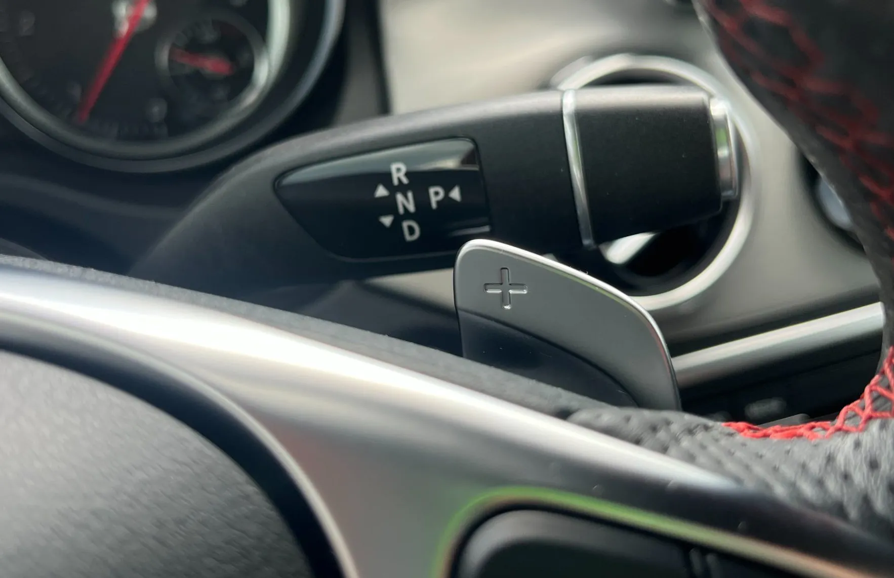 Zunanja slika - Mercedes-Benz GLA-Razred - GLA 200 d AMG Line Avt. NAVI. TEMPOMAT. F1 PRES. - 18