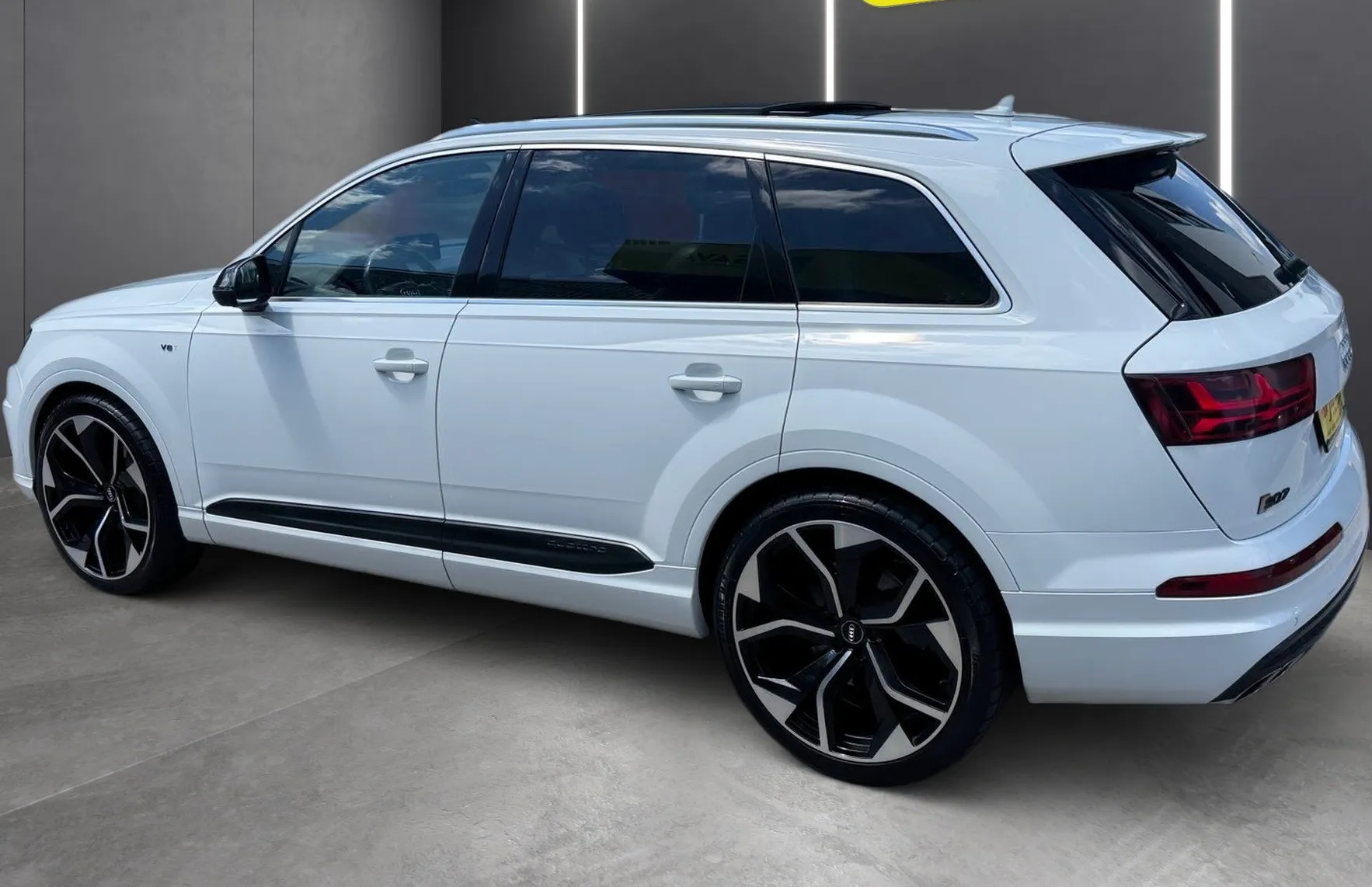 Zunanja slika - Audi Q7 - 4X4 3.0 TDI S LINE S LOOK LED NAVI KAMERA PANO - 4