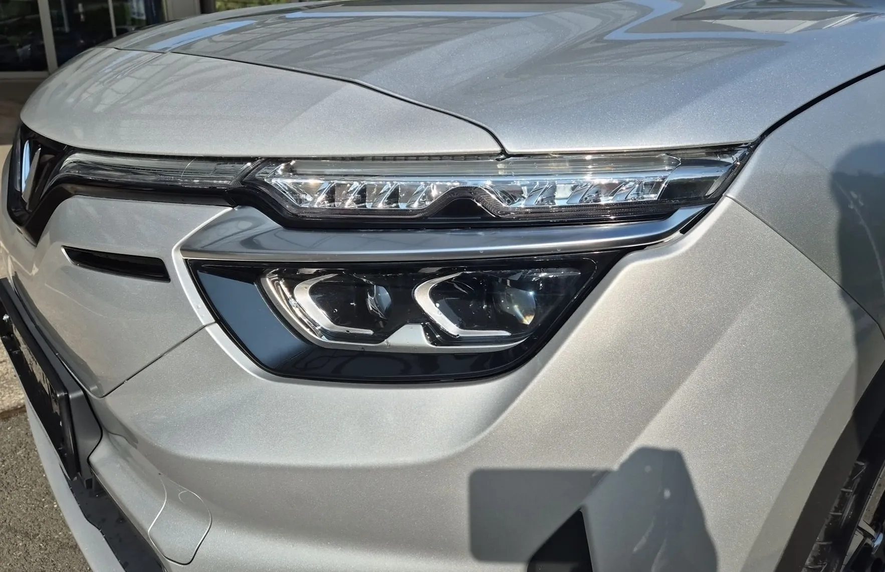 Zunanja slika - Vinfast VF8 - PLUS 87.7kWh 408PS AWD-GRATIS POLNILNICA 22KW - 7