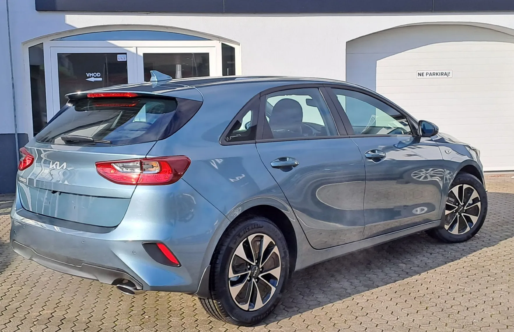 Zunanja slika - KIA Ceed - 1.0 T-GDi LX Champion+ ISG. M T 74 kW - 3
