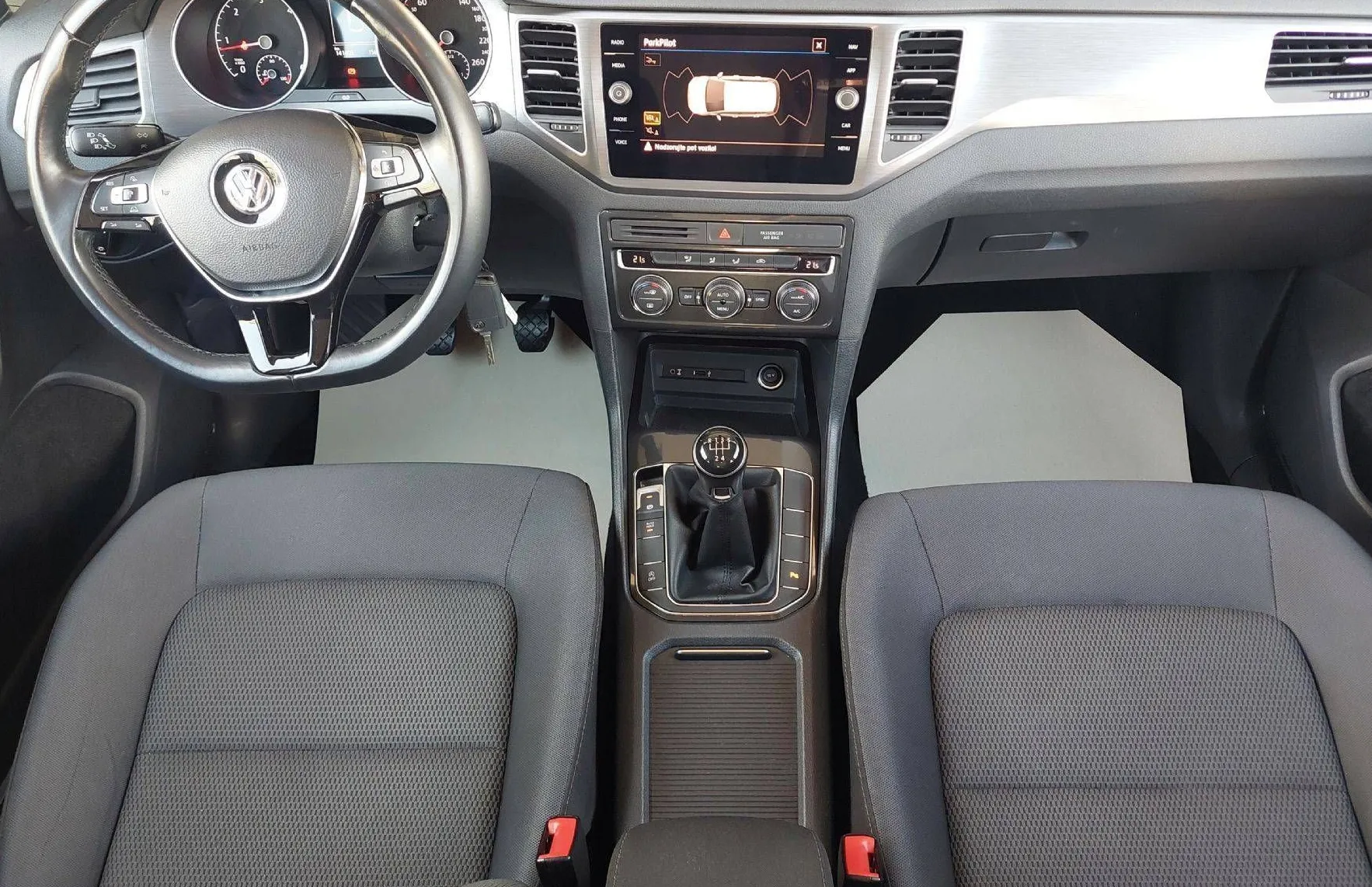 Zunanja slika - Volkswagen Golf - Sportsvan 1.6 TDI Comfortline 85  115 - 6
