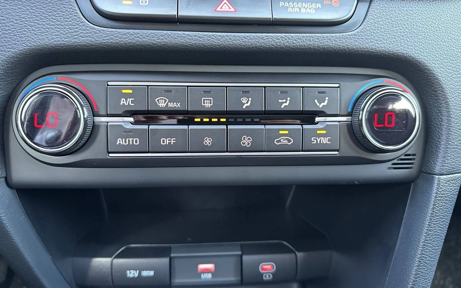 Zunanja slika - KIA Ceed - 1.0 T-GDi EX Champion + ISG. M T ... - 16