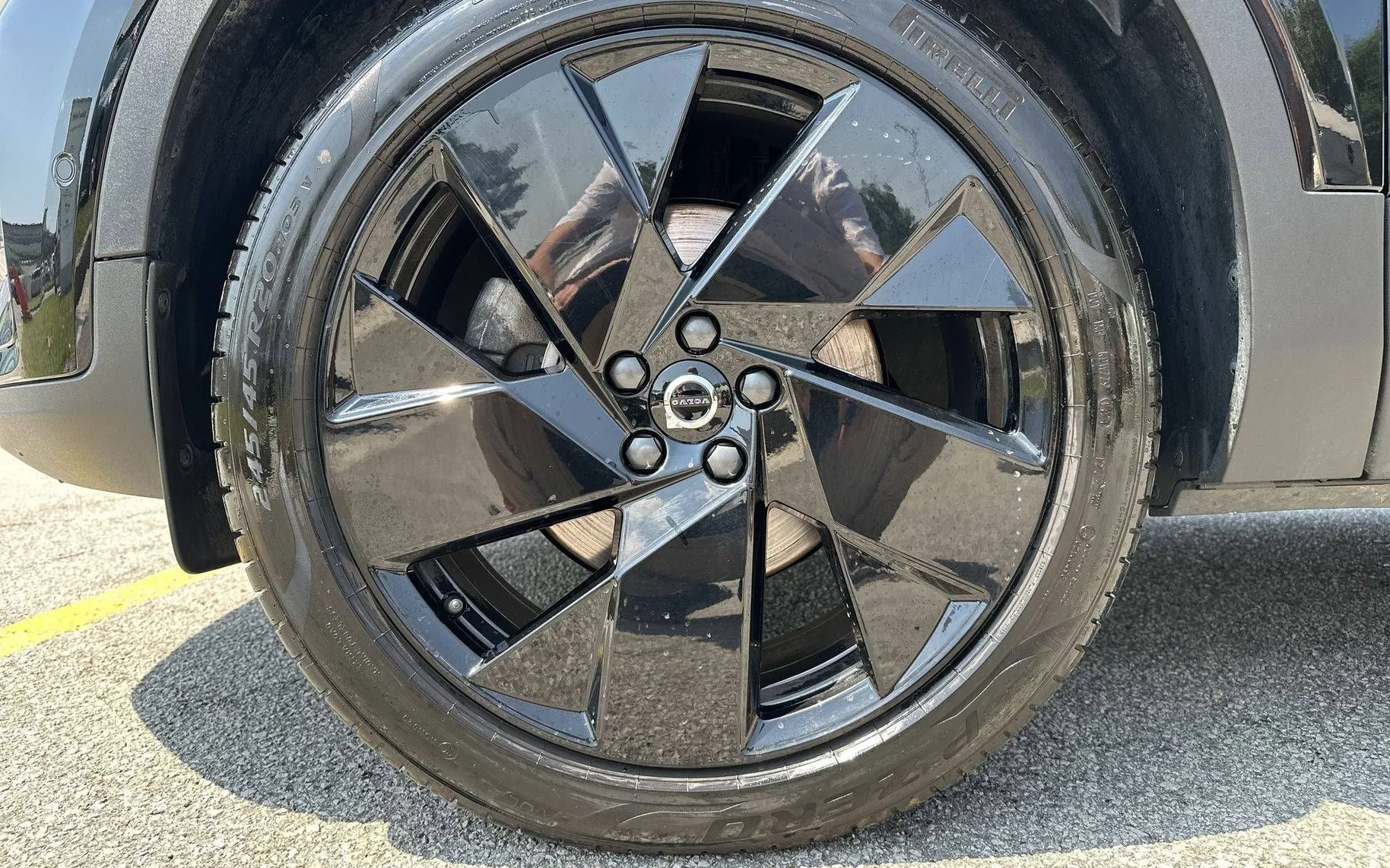Notranja slika - Volvo XC40 - B4P Ultra Black Edition Avt. - 9