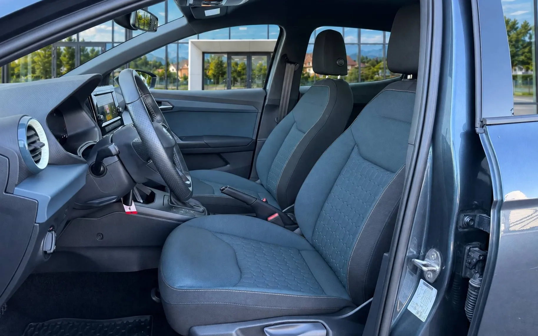 Zunanja slika - Seat Ibiza - 1.0 TSI DSG Style-SLO-ACC-PDC-Vzvratna kamera..... - 5