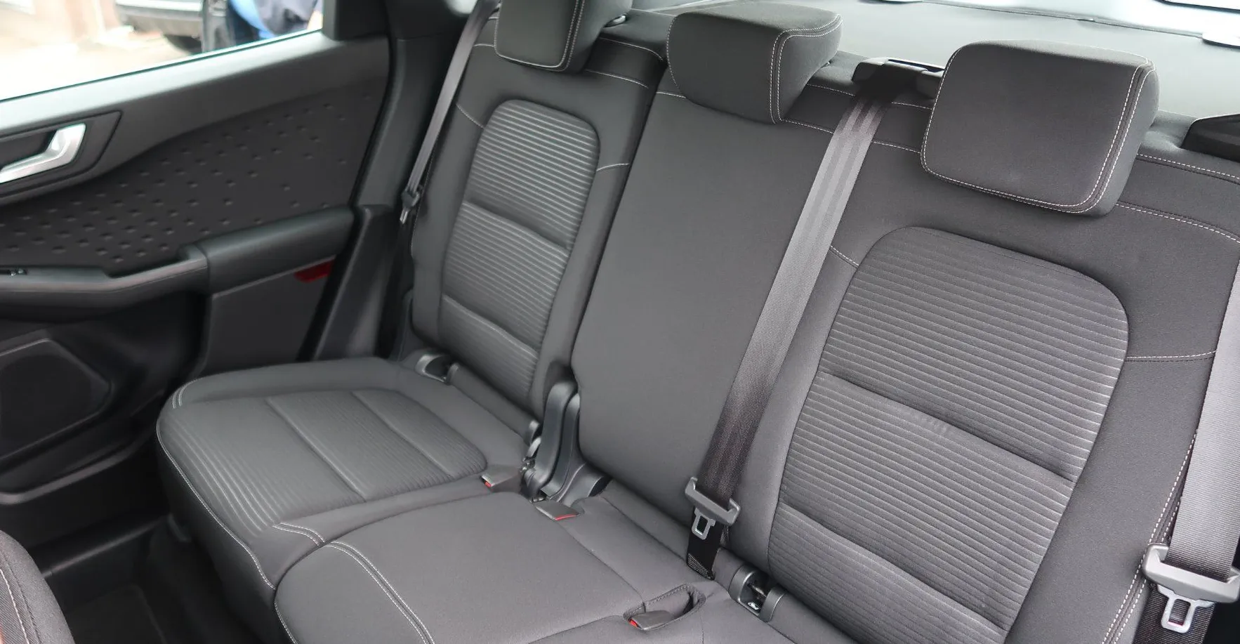 Zunanja slika - Ford Kuga - 2.5 PHEV 225 Titanium-NAVI-ALU-PDC - 14