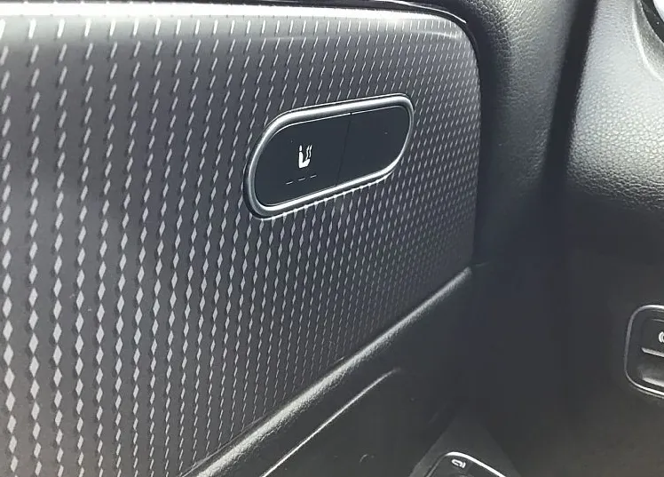 Zunanja slika - Mercedes-Benz GLB-Razred - GLB 180 d URBAN PAKET-NOČNI PAKET-KAMERA-NAVI - 13