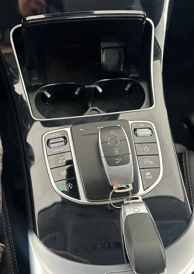 Zunanja slika - Mercedes-Benz GLC-Razred - 220 d 4MATIC Avt..NEMŠKI+4ALU.LED.KAMERA.USNJE - 4