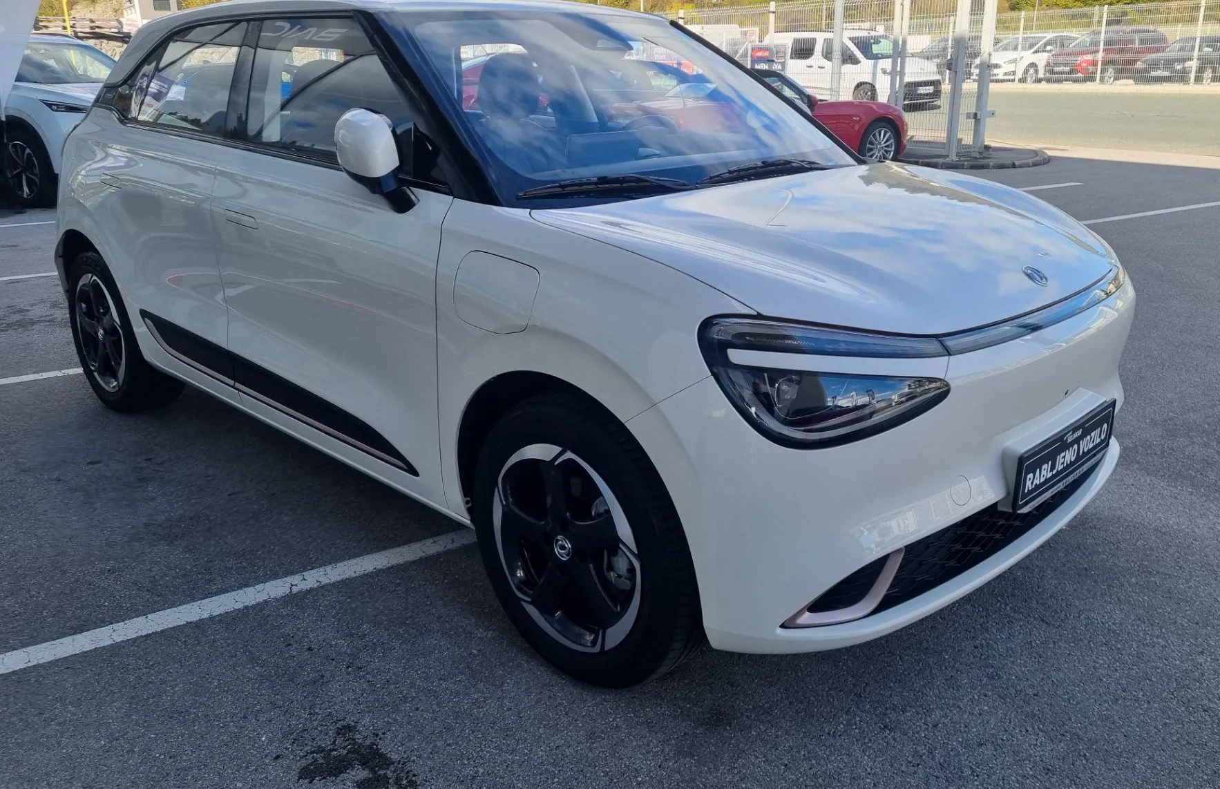 Zunanja slika - Dongfeng Box - 42.3 kWh - KOT NOV - SAMO 7.709km - TOP OPREMA - 5