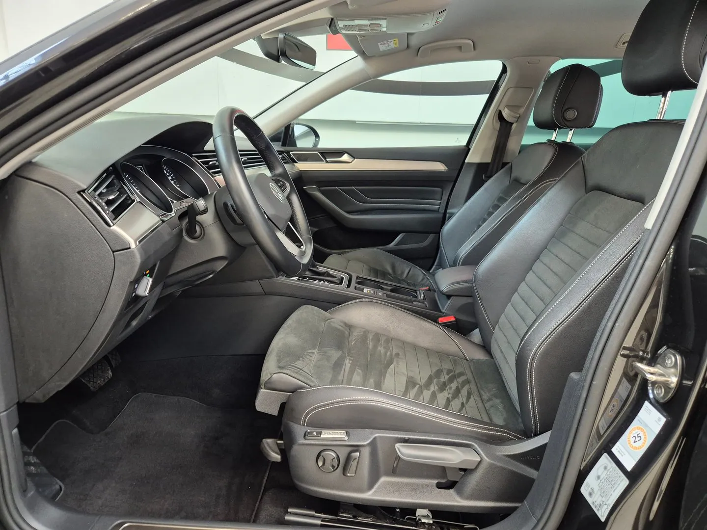 Zunanja slika - VW Passat - Variant Elegance 2.0 TDI DSG - 6