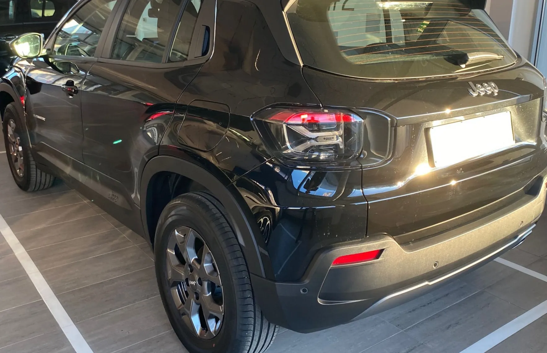 Zunanja slika - Jeep Avenger - Longitude 1.2 GSE 100 - 5
