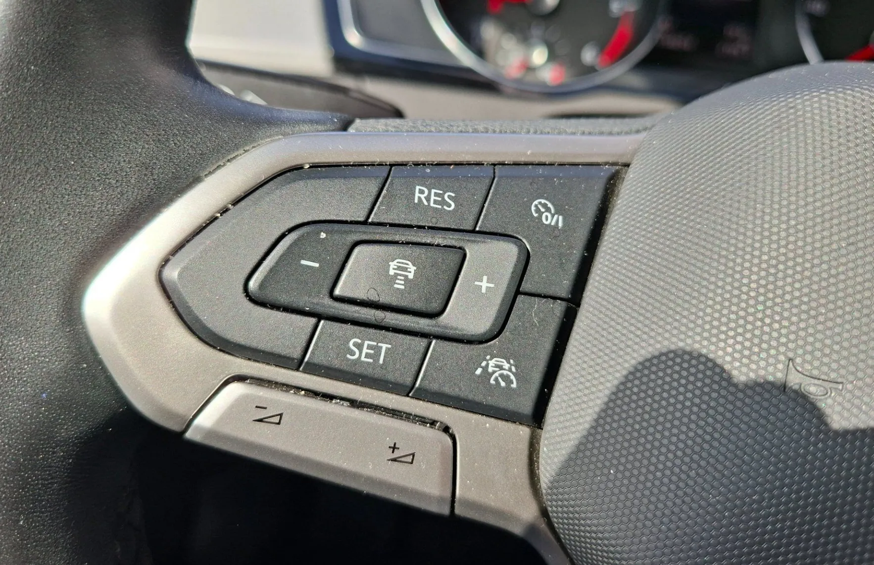 Zunanja slika - VW Passat - Variant 2.0 TDI BMT SCR Business - 14