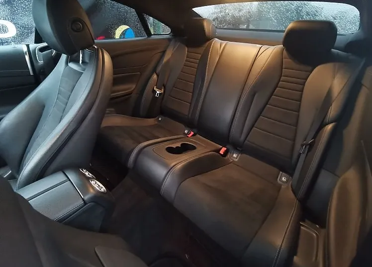 Zunanja slika - Mercedes-Benz E-Razred - E 200 AUT. AMG-NAVI-360KAMERA-F1-ALU-USNJE - 9