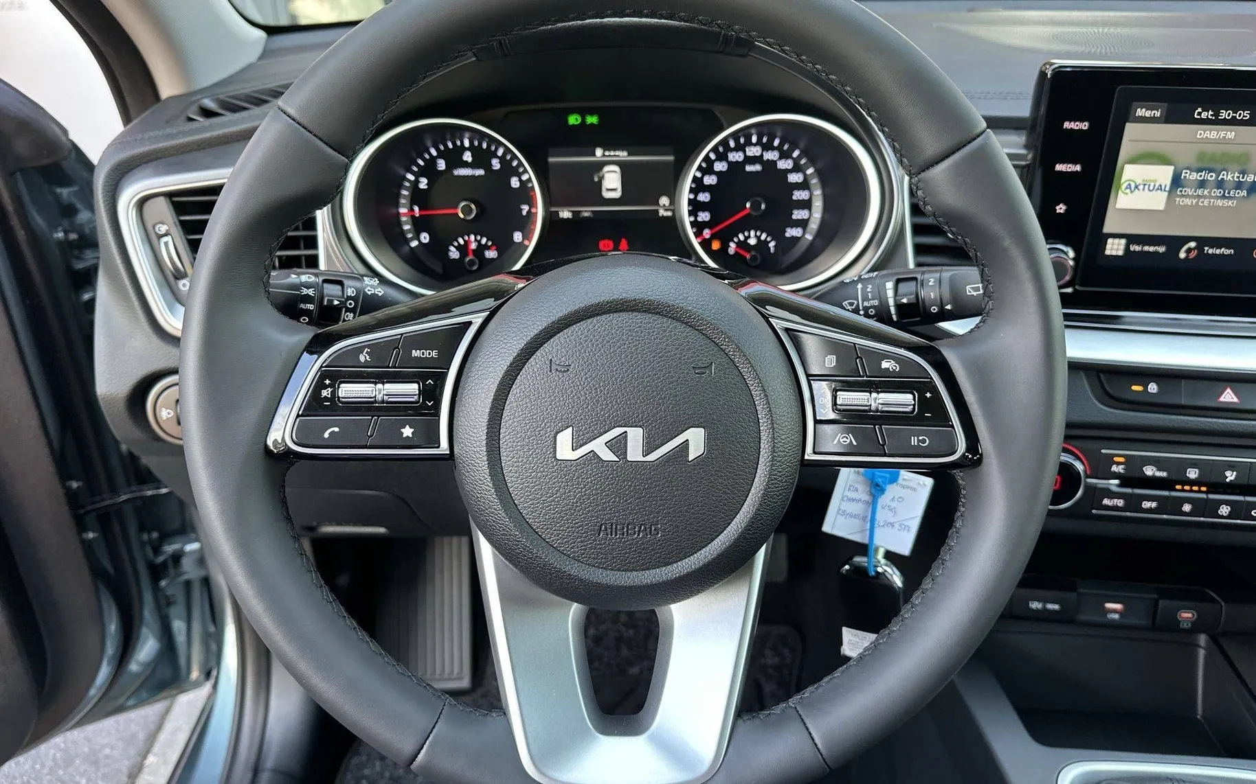 Zunanja slika - KIA Ceed - 1.0 T-GDi EX Champion + ISG. M T ... - 12