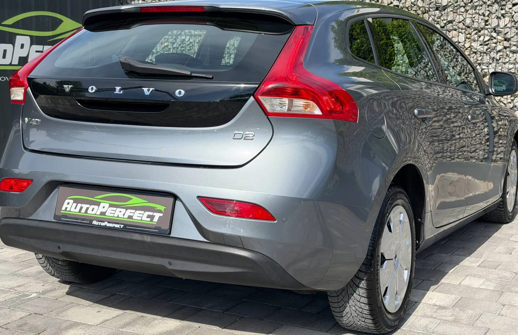 Zunanja slika - Volvo V40 - D2 | PDC | NAVI | VELIK SERVIS |... - 6