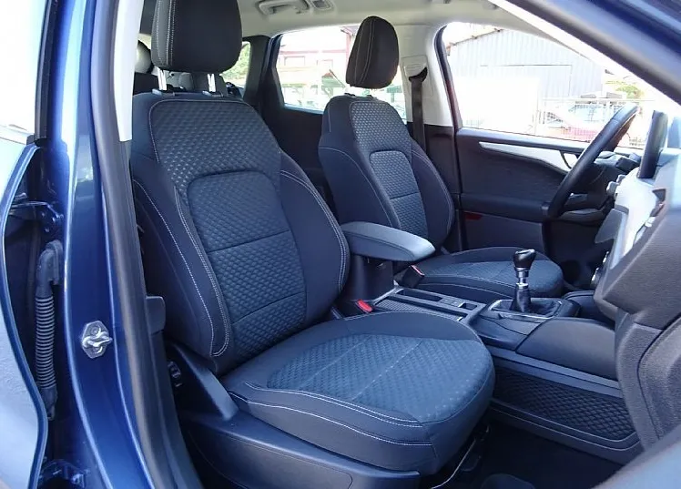 Zunanja slika - Ford Kuga - 1.5 TREND 120KM - NAVI - GRETJE VOLANA. SEDEŽEV- - 8