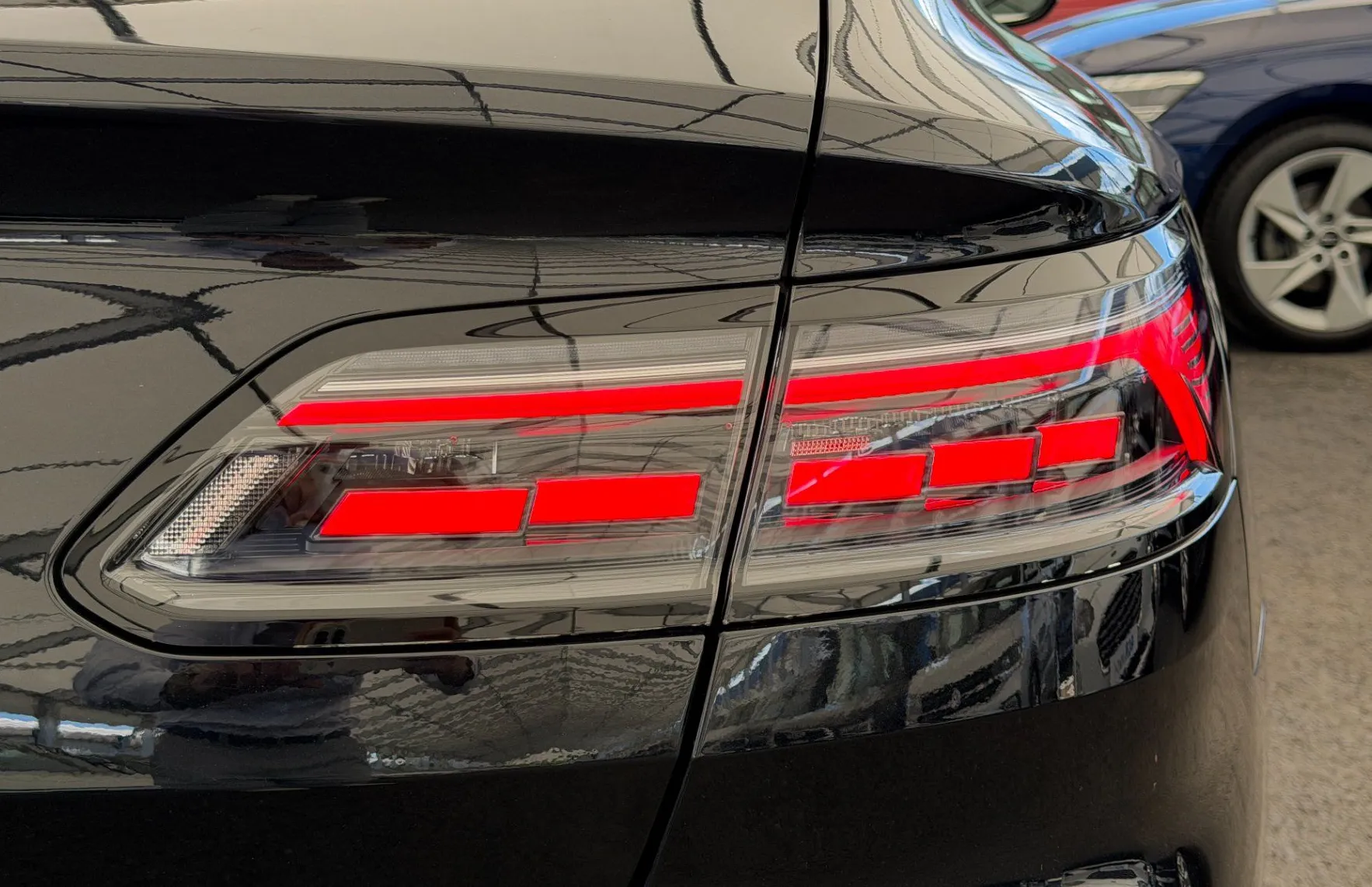 Zunanja slika - Volkswagen Arteon - Shooting Brake R-LINE 2.0TDI DSG EASY OPEN-KAMERA-NAVI-VIR - 5