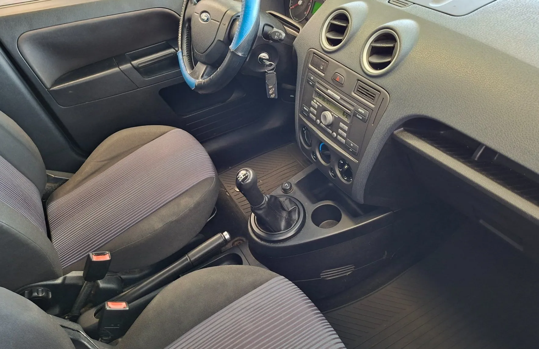 Zunanja slika - Ford Fusion - Comfort 1.4 TDCi - 9