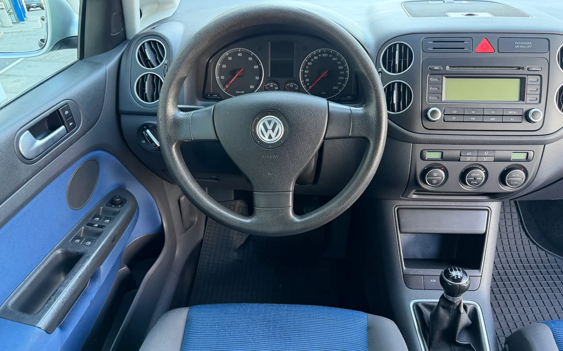 Zunanja slika - Volkswagen Golf Plus - COMFORTLINE 1.6 - 8