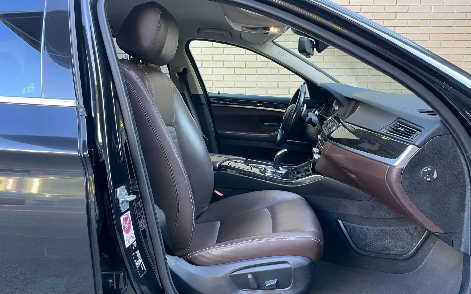 Zunanja slika - BMW Serija 5 - 530d xDrive touring Avt. - 14