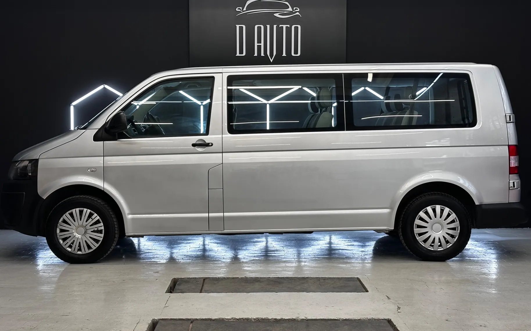 Zunanja slika - VW Transporter - 2.0 TDI 9 SEDEŽEV... - 4