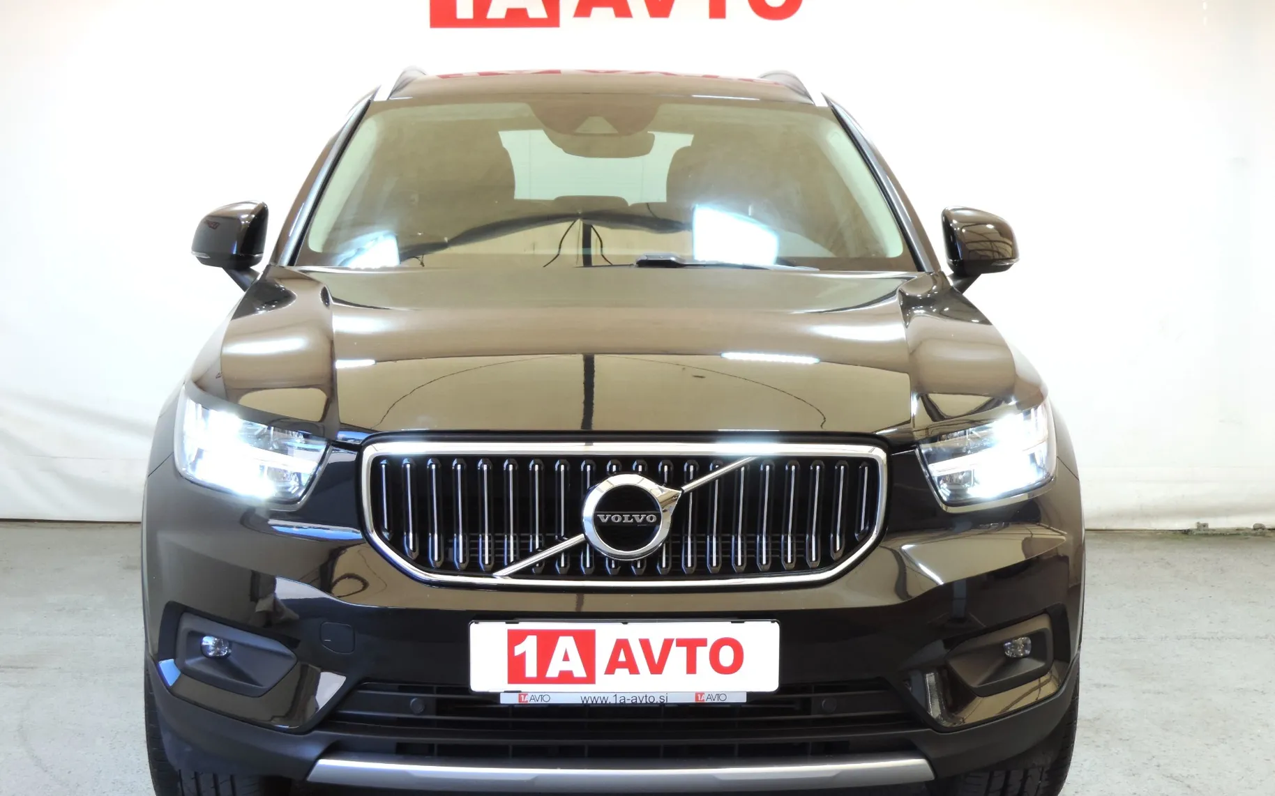 Zunanja slika - Volvo XC40 - T4 Recharge Twin Engine Inscription Avt. - 2