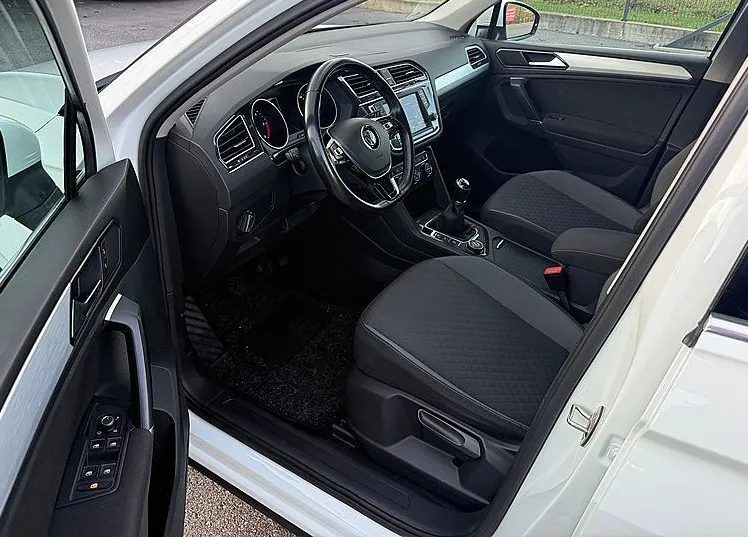Zunanja slika - VW Tiguan - 2.0 TDI  4MOTION  Comfortline - NA OBROKE - - 5