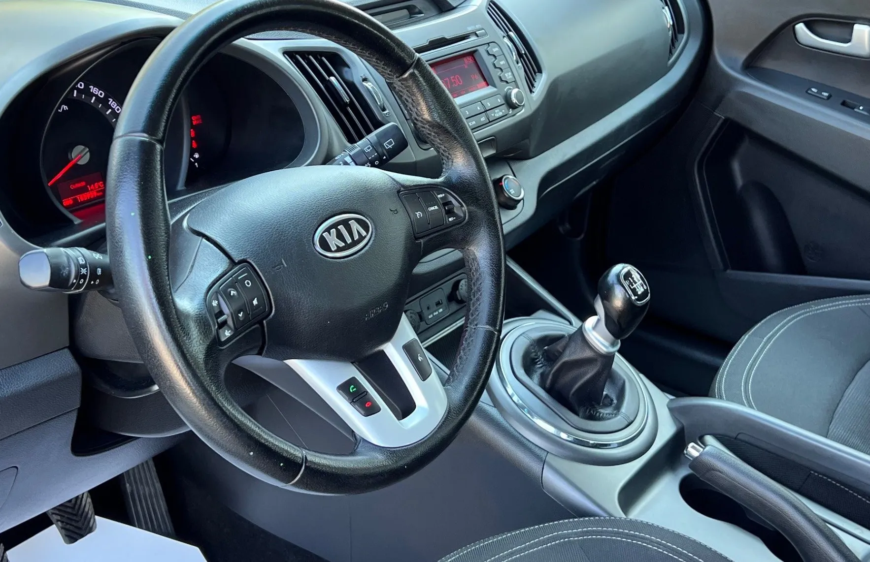 Zunanja slika - KIA Sportage - 1.7 CRDi+SLO - 11